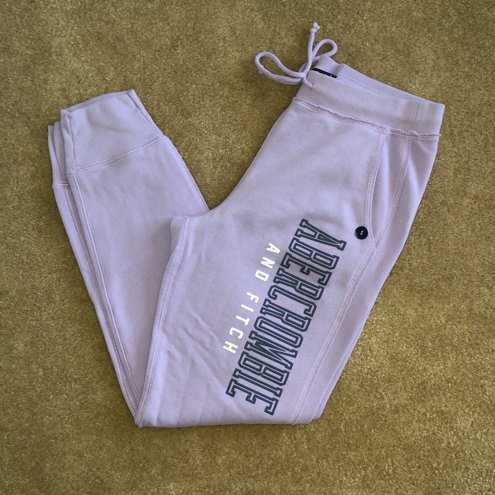 NWT Abercrombie & Fitch joggers